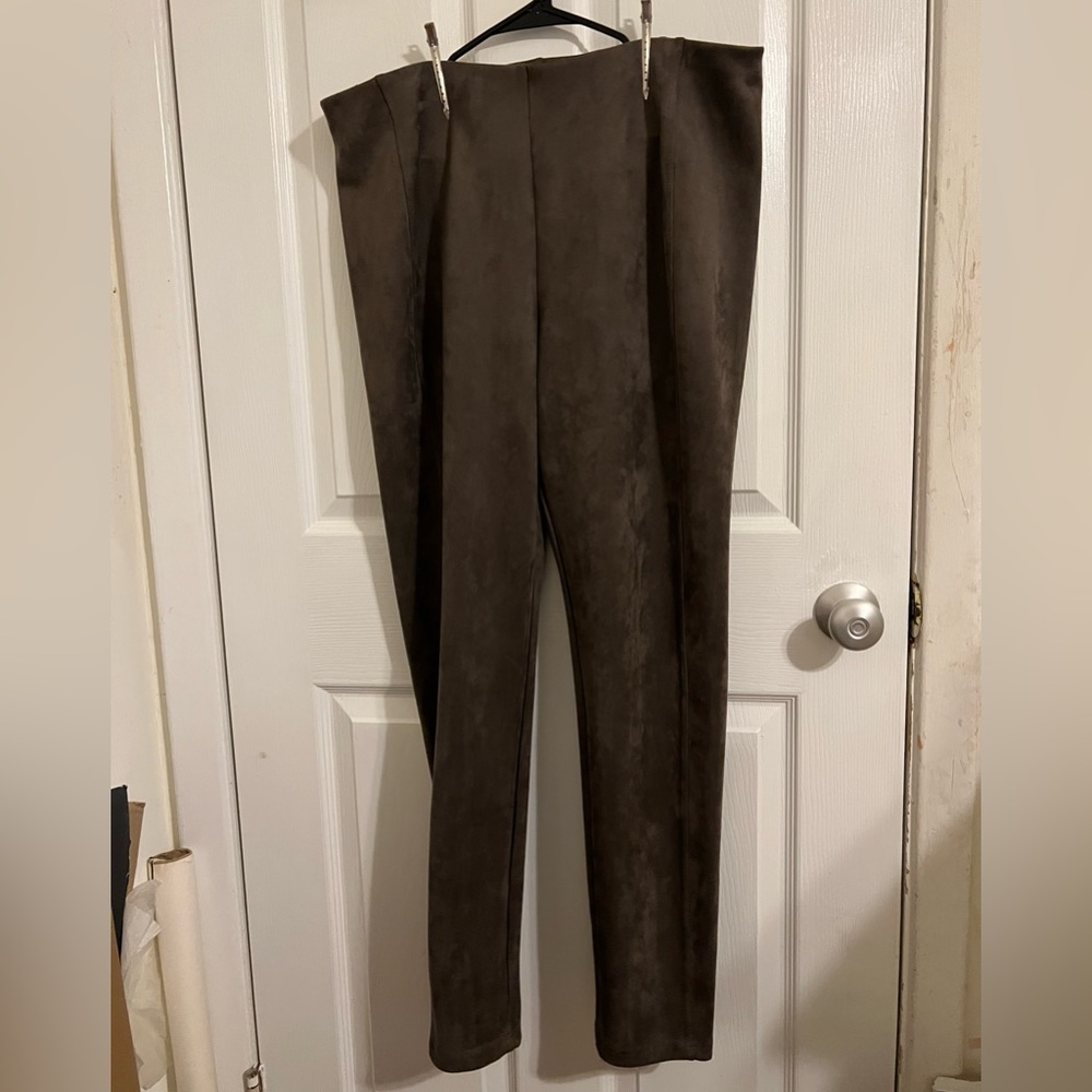 Premise Pants
